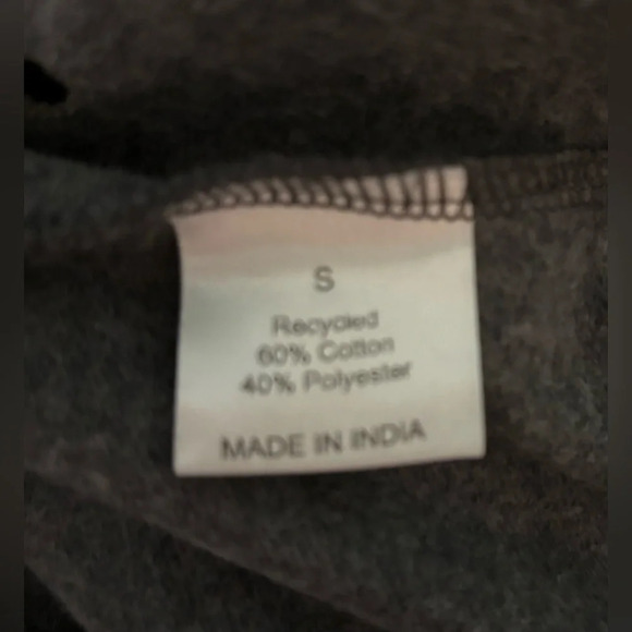 NWT Electric Pink Womens Cropped Distressed Hoody Gray Sm planet mountain solar - Picture 6 of 7